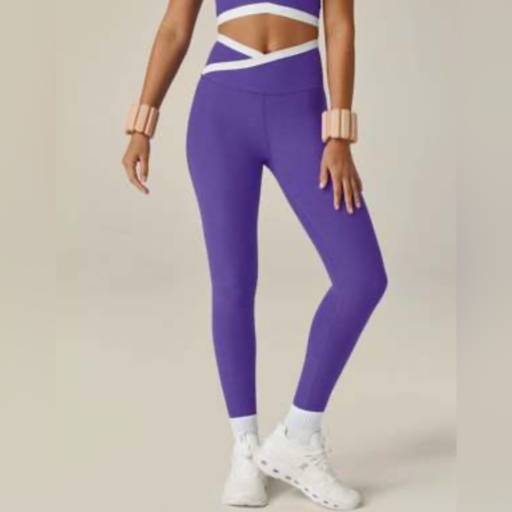 Beyond Yoga Purple and White Leggings